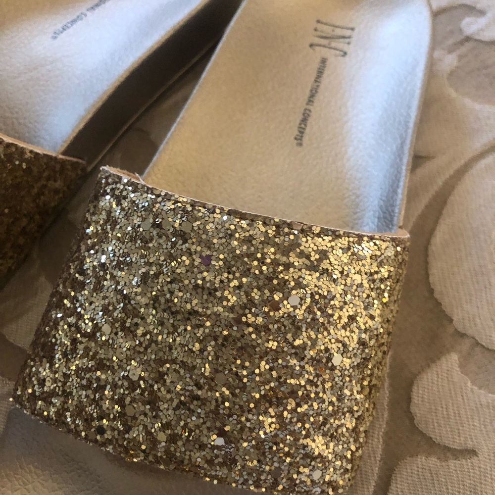*HP* NEW GOLD INC SLIDES SANDAL WOMENS SIZE 5/6 - Picture 3 of 5
